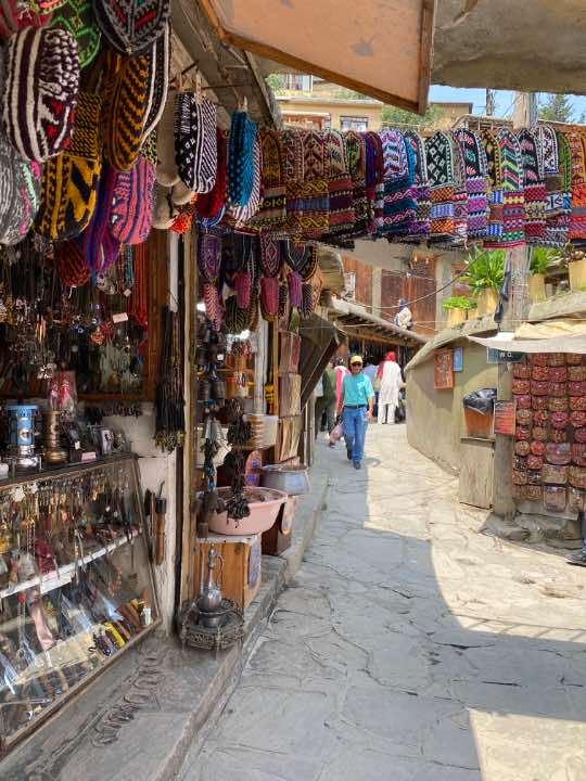 اشنایی با جوامع محلی