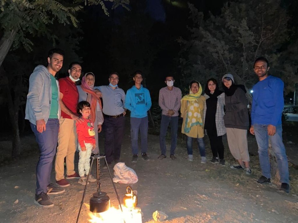 دورهمی دوستانه سرگرمی و تفریحی