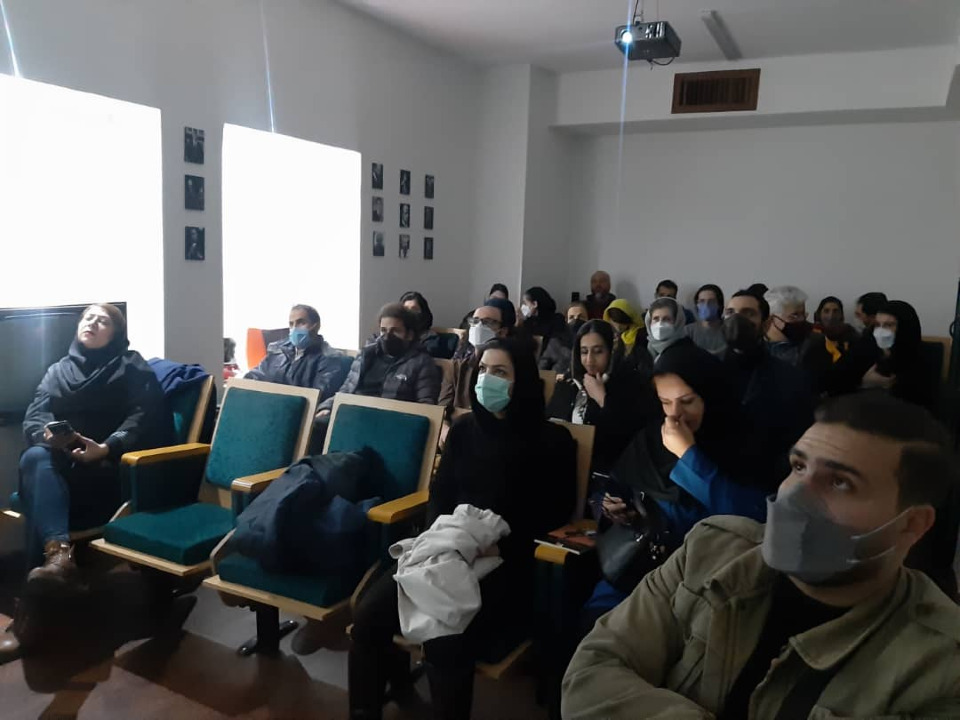 برنامه ویژه پخش فیلم با حضور عوامل فرهنگی و هنری