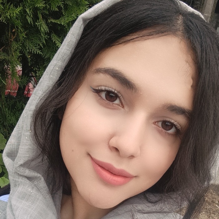 فاطمه رضاپور 